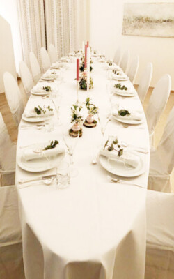 Ovaler Tisch Ovaler Tisch