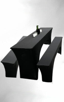 Bierzeltgarnitur mit schwarzer Stretchhusse Bierzeltgarnitur mit schwarzer Stretchhusse